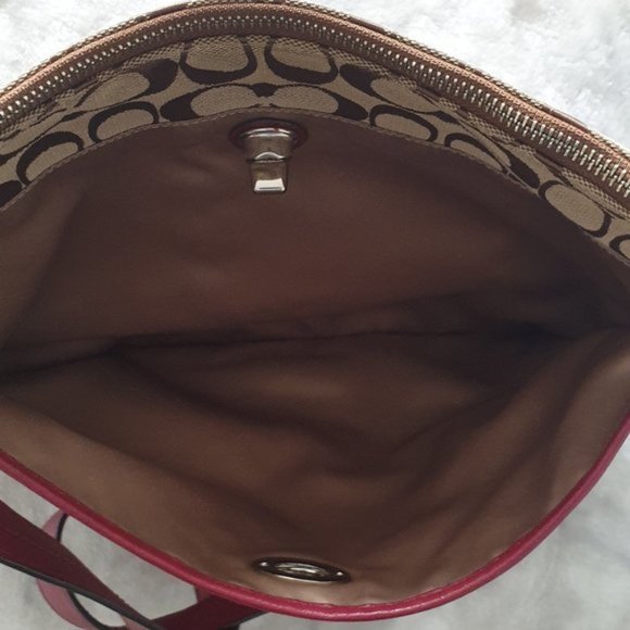 COACH Signature C Park Carrier Shoulder Bag - Picture 4 of 8